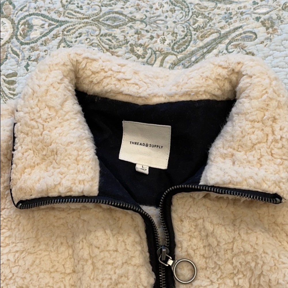 Thread&Supply Fleece ☁️ - Picture 2 of 4